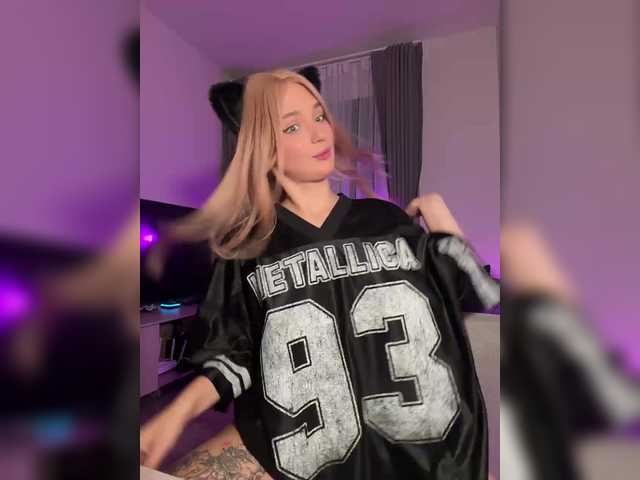 AstridMoss live cam on BongaCams