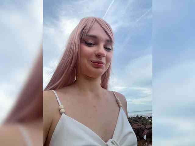 AstridMoss Sex Cam Show