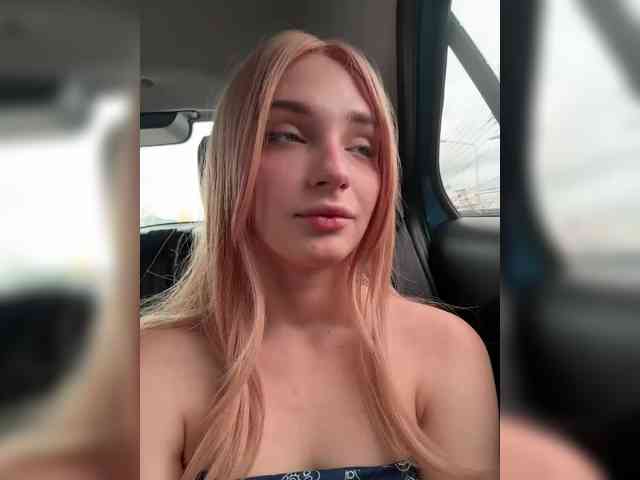 AstridMoss Sex Cam Show