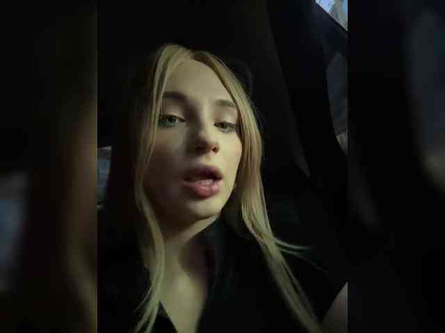 AstridMoss Sex Cam Show