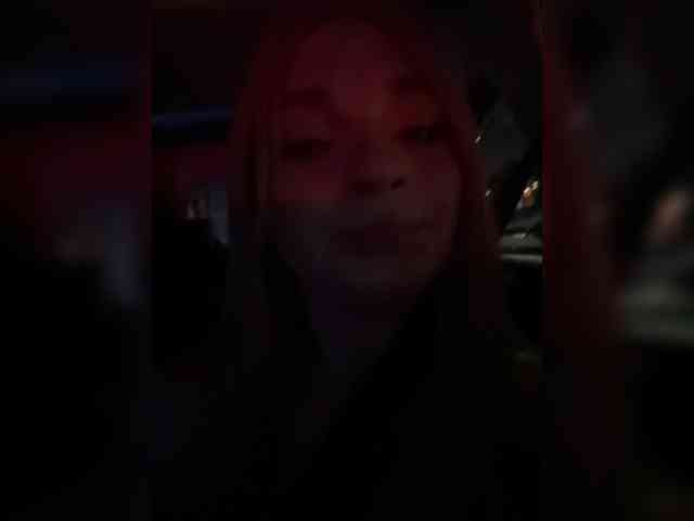 AstridMoss webcam