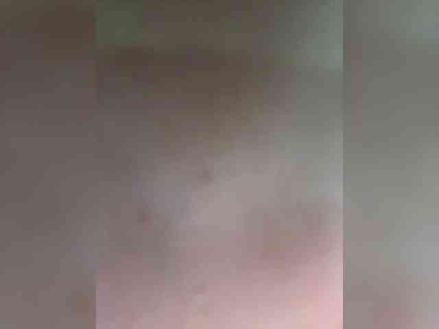 AstridMoss webcam