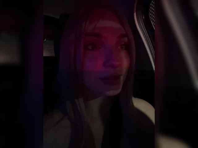 AstridMoss Sex Cam Show