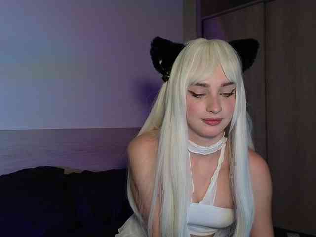AstridMoss Sex Cam Show