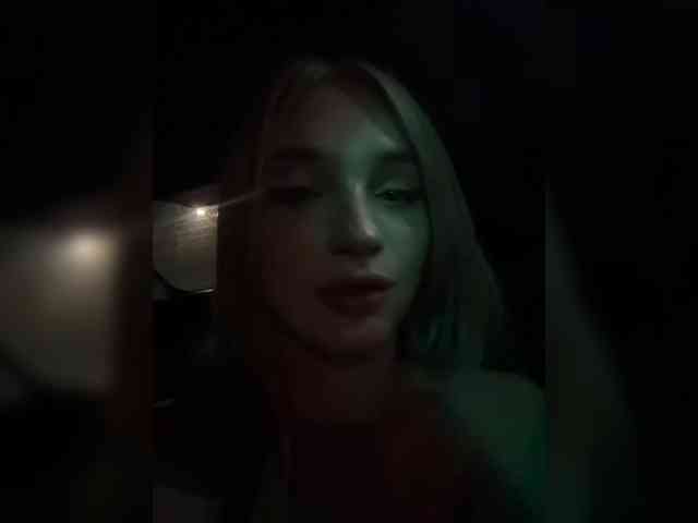 AstridMoss Sex Cam Show