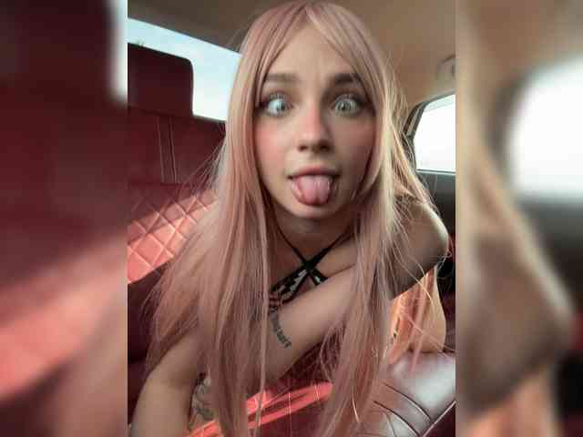 AstridMoss AstridMoss