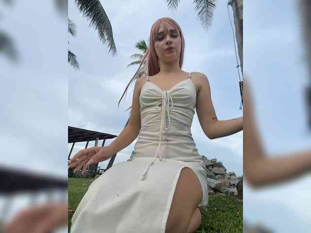 AstridMoss Sex Cam Show