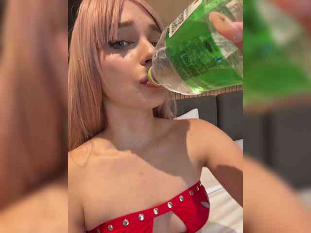 AstridMoss Sex Cam Show