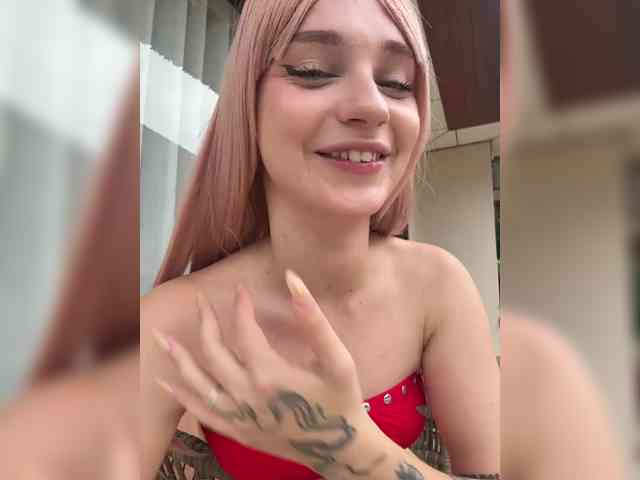 AstridMoss Sex Cam Show