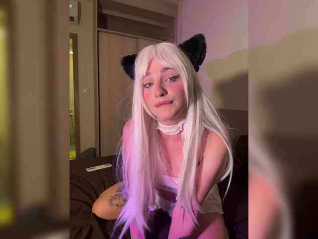 AstridMoss Sex Cam Show