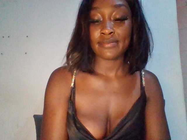 LunaScar555 live cam on BongaCams