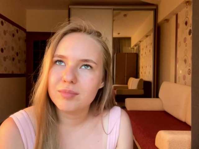 OdiliaVolking live cam on BongaCams