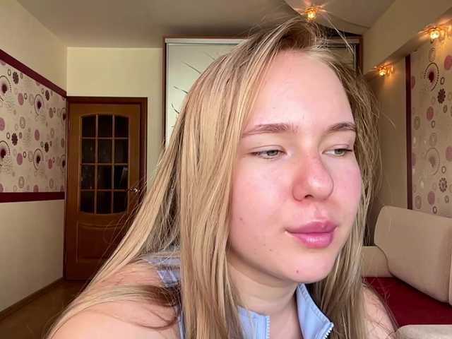 OdiliaVolking live cam on BongaCams