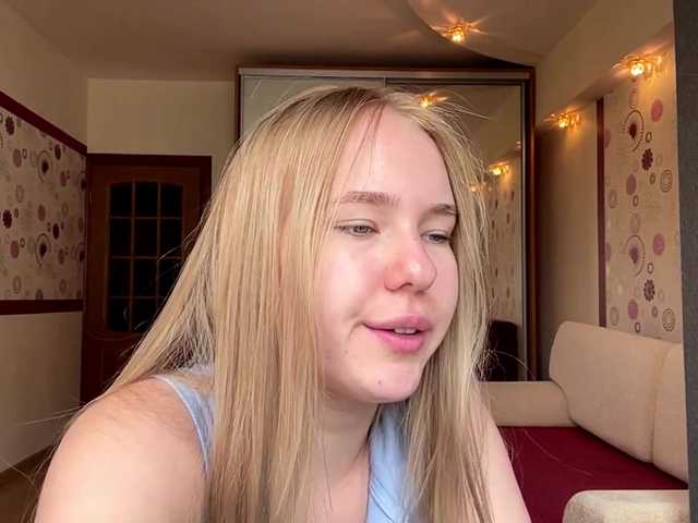 OdiliaVolking live cam on BongaCams