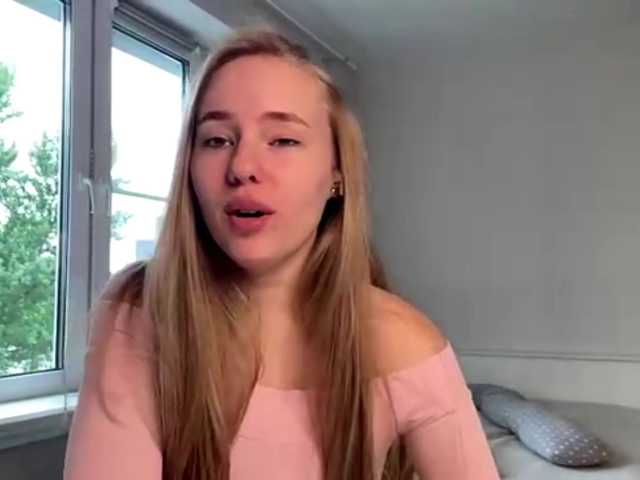 OdiliaVolking live cam on BongaCams