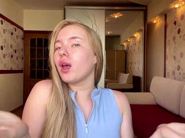 OdiliaVolking live cam on BongaCams