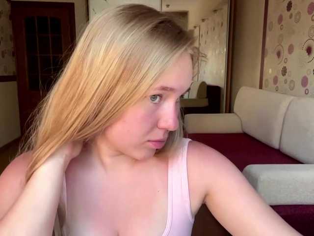 OdiliaVolking live cam on BongaCams