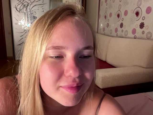 OdiliaVolking live cam on BongaCams