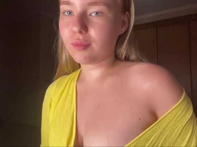 OdiliaVolking live cam on BongaCams