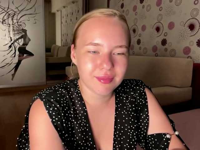 OdiliaVolking live cam on BongaCams