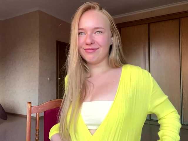 OdiliaVolking live cam on BongaCams