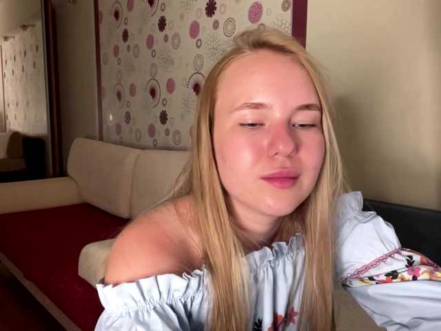 OdiliaVolking live cam on BongaCams