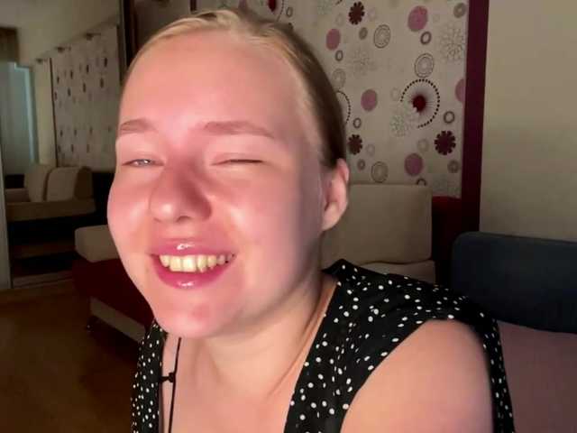 OdiliaVolking live cam on BongaCams