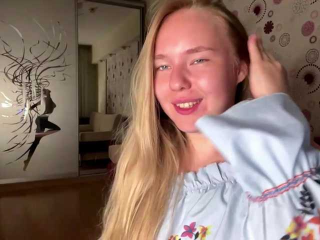 OdiliaVolking live cam on BongaCams