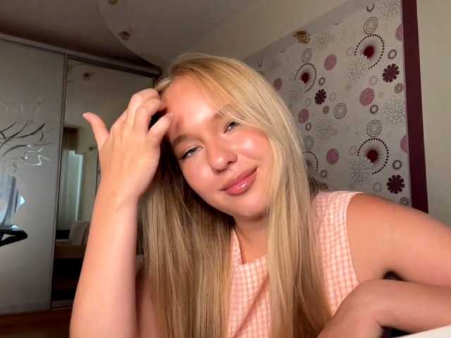 OdiliaVolking live cam on BongaCams