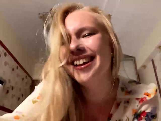 OdiliaVolking live cam on BongaCams