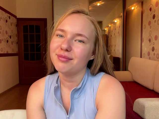 OdiliaVolking live cam on BongaCams