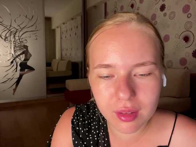 OdiliaVolking live cam on BongaCams