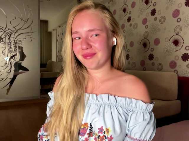 OdiliaVolking live cam on BongaCams