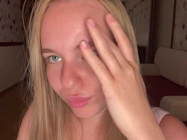 OdiliaVolking live cam on BongaCams