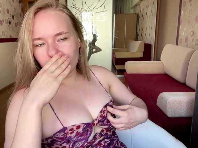OdiliaVolking live cam on BongaCams