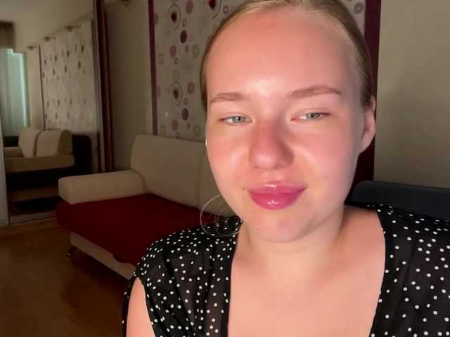 OdiliaVolking live cam on BongaCams