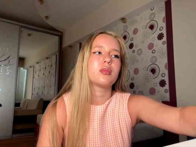 OdiliaVolking Live Webcam on BongaCams