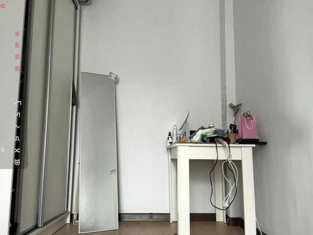 LorrettaKeitel live cam on BongaCams