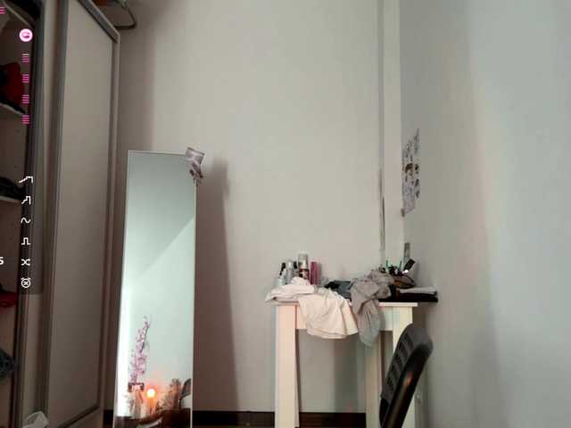 LorrettaKeitel live cam on BongaCams