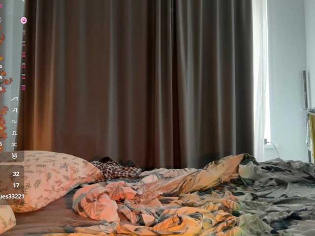LorrettaKeitel live cam on BongaCams