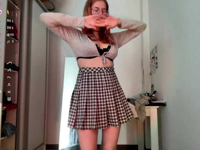 LorrettaKeitel live cam on BongaCams