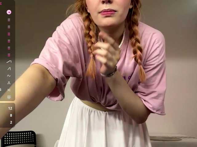 LorrettaKeitel live cam on BongaCams