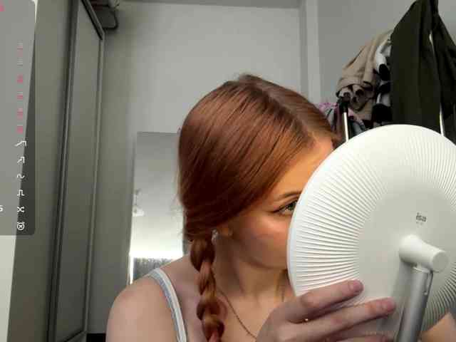 LorrettaKeitel webcam