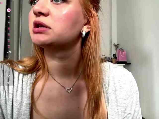 LorrettaKeitel webcam