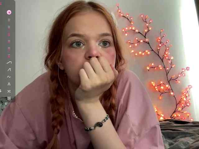 LorrettaKeitel webcam