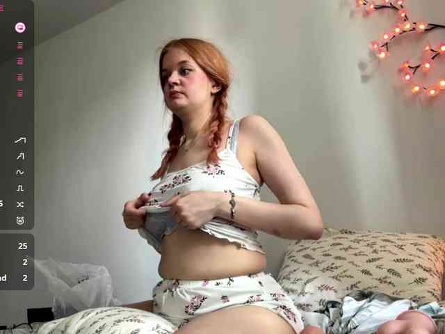 LorrettaKeitel webcam