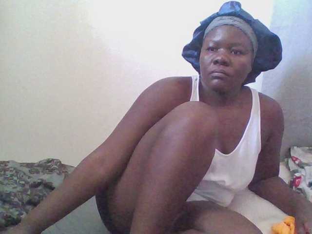 prettybree88 live cam on BongaCams