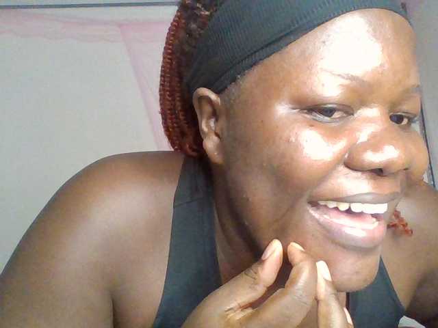 prettybree88 live cam on BongaCams