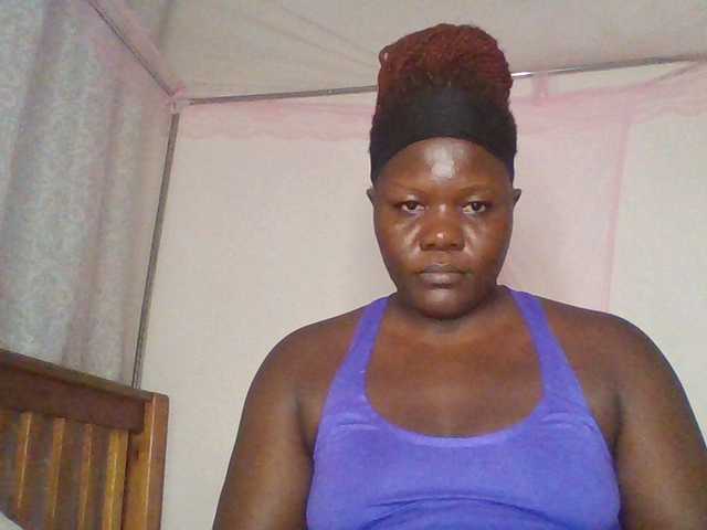 prettybree88 live cam on BongaCams