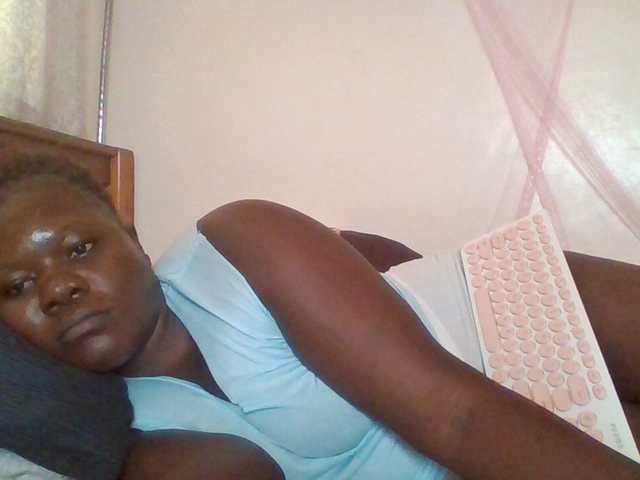 prettybree88 live cam on BongaCams